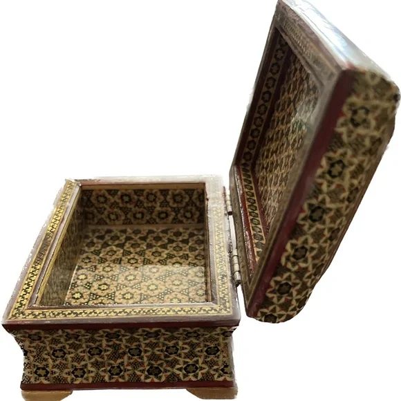 Hand Painted Box - Picture 3 of 5